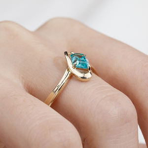 แหวนหมั้นเพชรทรงแอสเชอร์ ทองคำ 18K รุ่น MSR-2018 จาก Messi Jewelry - Product Image 5