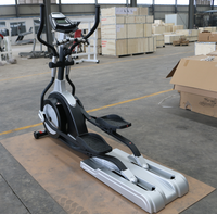Tapis de course motorisé TMAX GYM Noms des machines d'exercice Total Crunch Commercial Gym 2 en 1 Elliptique Cross Trainer