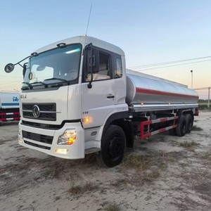 รถบรรทุกน้ำมันดีเซล Dongfeng 8x4 ขนาด 25000 ลิตร แบบ Heavy Duty พร้อมถังหลายช่องสำหรับส่งน้ำมันดีเซล - Product Image 2