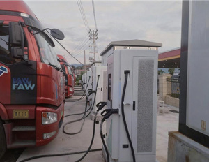 Cargador <span class=keywords><strong>de</strong></span> Vehículos Eléctricos <span class=keywords><strong>de</strong></span> Corriente Continua (DC) Comercial <span class=keywords><strong>de</strong></span> 400kw con 4G, RFID, NFC y WiFi, <span class=keywords><strong>Precio</strong></span> <span class=keywords><strong>de</strong></span> Fábrica en China - Product Image 1