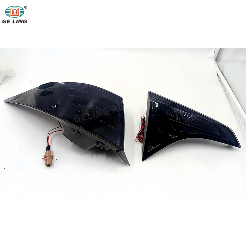 2017 toyota corolla se led tail lights