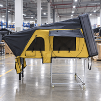 Tente de toit rigide pliable Desert Khaki pour 4 personnes, pour camping sur le plateau d'un 4x4