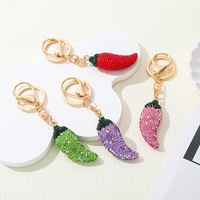 Porte-clés Piment en Strass 3D Entièrement Sertie de Diamants, Pendentif Sac à Dos Multicolore Brillant, Porte-clés Piment Scintillant