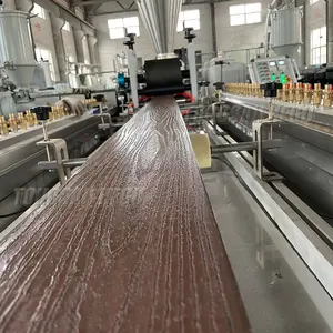 WPC Decking co-ekstrüzyon hattı döşeme tahtası ekstruder makineleri ahşap plastik kompozit duvar panosu/kapı çerçeveleri süreç makineleri