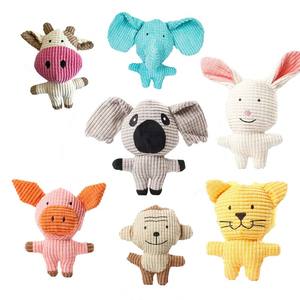 Jouet en Peluche Écologique en Velours pour Chien Très Vendu, Jouet à Mâcher Couineur Durable en Forme de Dessin Animé de Noël pour Chiots et Grands Chiens, pour l'Extérieur et l'Anxiété - Product Image 1