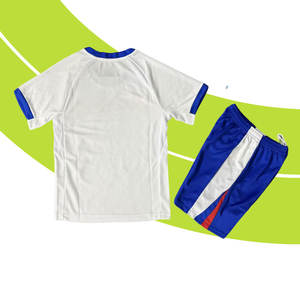 Maglie e Top da <span class=keywords><strong>Calcio</strong></span> Personalizzabili YGLTZ per Bambini, 100% Poliestere Traspirante ad Asciugatura Rapida, Completi per Tutte le Stagioni - Product Image 2