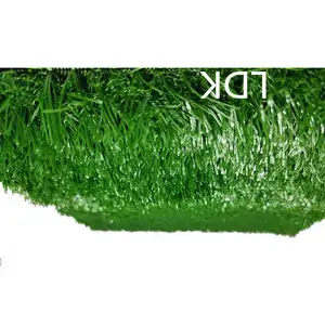 LDK peralatan olahraga 40 MM lantai kepadatan tinggi PE rumput sintetis zamrud hijau rumput buatan untuk sepak bola