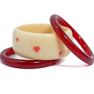 Handmade Resin Bangles Jewelry With Red Hearts And Glitter Bangle Set For Valentine Day <b>Love</b> Theme Round Shape for Woman - Product Image 1