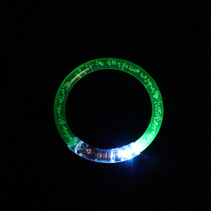 Nouveautés Bracelets lumineux LED en acrylique multicolores faits à la <span class=keywords><strong>main</strong></span> pour événements et fêtes, avec module LED clignotant - Product Image 2