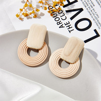 Boucles d'oreilles géométriques en bois Boucles d'oreilles pendantes en perles de bambou vintage Accessoires de vacances Mode Bijoux pour femmes Boucles d'oreilles pour femmes