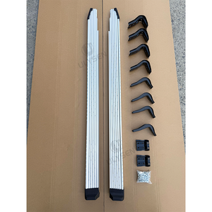 Estribo Lateral Compatible con Toyota <span class=keywords><strong>Land</strong></span> <span class=keywords><strong>Cruiser</strong></span> Serie 70 LC76 <span class=keywords><strong>Doble</strong></span> <span class=keywords><strong>Cabina</strong></span>, Escalón Cómodo, Sin Perforaciones, Aleación de Aluminio - Product Image 3