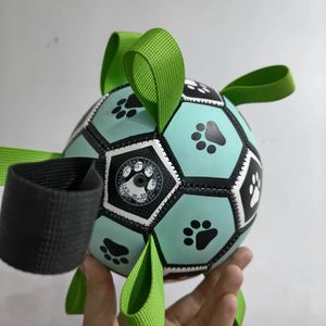 Juguetes Interactivos y Duraderos para Perros y Gatos, para Limpiar los Dientes, Masticables, Resistentes, con Diseño de Balón de Fútbol, Correas Resistentes, Diseño Moderno con Huellas de Patas - Product Image 3
