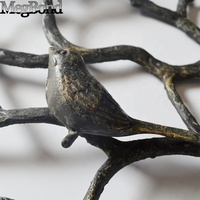 Grande figurine murale en aluminium moulé gravée d'un oiseau sur une branche, décor mural en métal brun foncé peint à la main, décoration intérieure