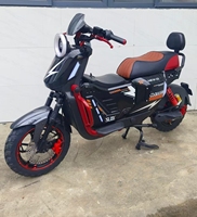 Trottinette électrique tout-terrain 2000W pour la mobilité urbaine quotidienne, compatible avec le déverrouillage NFC et dotée d'une fonction de marche arrière