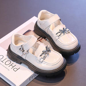 Zapatos de Vestir de Cuero para Niñas, Primavera-Otoño 2025, Estilo Mary Jane de Caña Baja, Suela Suave, Nuevos Zapatos de Princesa Modernos en Blanco y Negro - Product Image 5