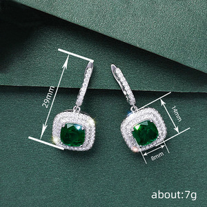 Orecchini a Cerchio con Pendente Quadrato Principessa per Donne, Gioielli Eleganti e di Tendenza - Product Image 4