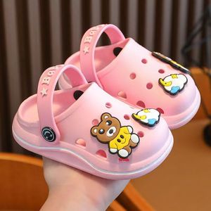 Nuevo diseño niños zuecos zapatos al aire libre interior Casual venta al por mayor moda lindo dibujos animados niños sandalias y zapatillas - Product Image 3