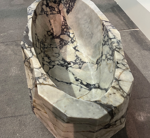 Vasca da Bagno in Marmo Calacatta Viola di Design Elegante e di Alta Gamma, Forma Irregolare, Arredo Bagno <span class=keywords><strong>per</strong></span> Ville, Hotel e Appartamenti - Product Image 5