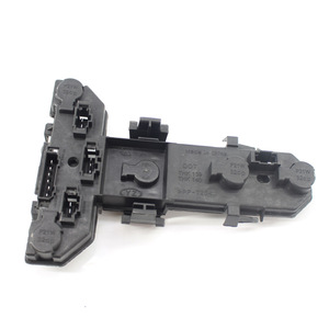 Placa de Circuito para Luz Trasera de Volkswagen 1J5945257, Soporte de Bombilla de Plástico ABS, Compatible con Bora Jetta 1998-2004 - Product Image 3