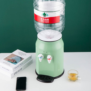 Dispensador de agua de sobremesa, tipo frío y caliente, carcasa de plástico, alimentación eléctrica, para escritorio, oficina, uso estudiantil. - Product Image 1