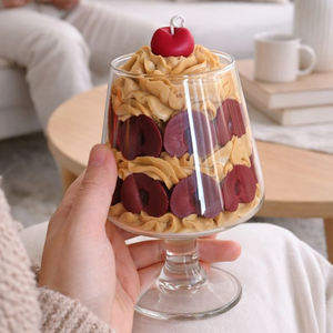 Wholesale Handmade Cherry Shape Novelty Scented Soy Wax <b>Candle</b>-Luxury Custom-made Creative Holiday <b>Candle</b> for <b>Mothers</b> <b>Day</b> - Product Image 4