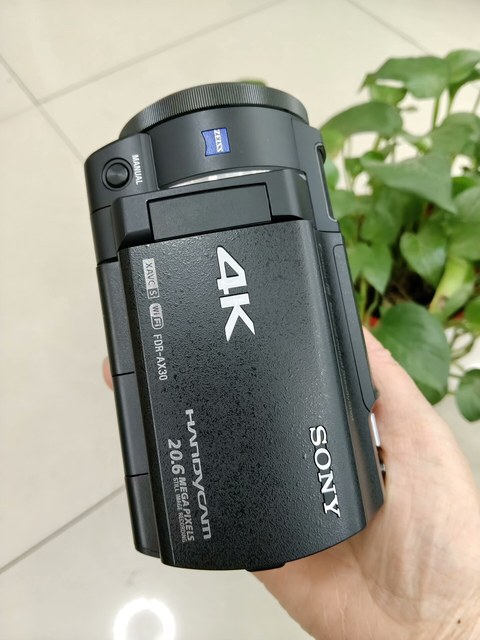 Fast Delivery Sonys FDR AX30 10x Zoom 4k Video Vlog Camcorder