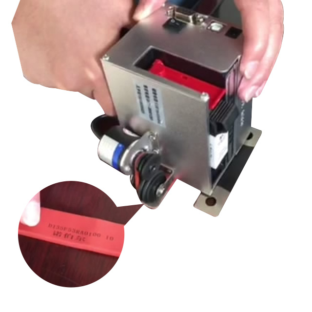 Petit Thermique Machine Tenue Dans La Main Pour L'impression De Logo Avec Une Imprimante À Jet D'encre