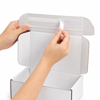 Boîte d'expédition en carton auto-adhésive recyclable, impression personnalisée du logo, emballage en carton ondulé pour vêtements, cadeaux et électronique