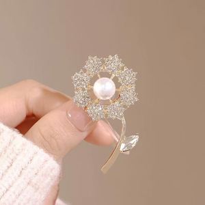 Broche de Perlas de Cristal con Diseño de Diente de León para Mujer, Broches de Diente de León con Circonita Blanca Brillante y Pedrería para Mujer, Broches para Solapa - Product Image 1