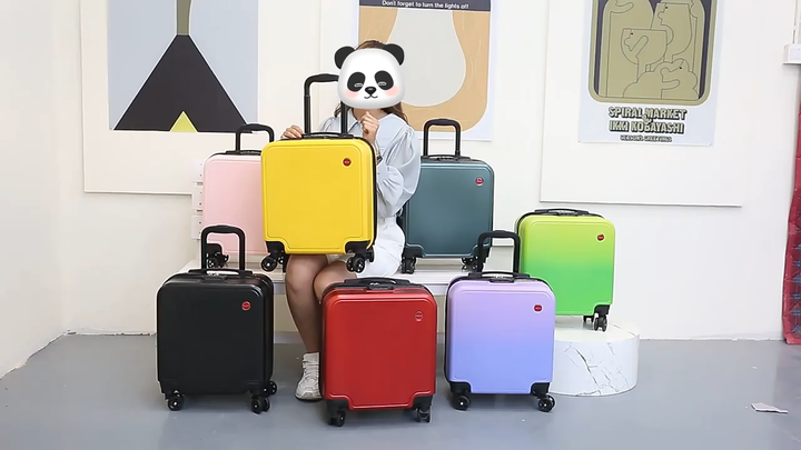 Custom Personalized Children Kids Rolling Suitcases ABS PC Hard Cases  Travel Trolley Bags 18 Inch Cabin Size Carry on Luggage - Main Image