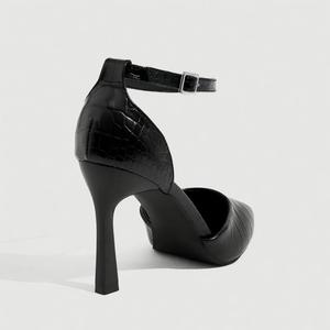 <span class=keywords><strong>Scarpe</strong></span> da <span class=keywords><strong>Donna</strong></span> Plus Size Nere in Vernice con <span class=keywords><strong>Tacco</strong></span> <span class=keywords><strong>a</strong></span> Spillo e Punta Affusolata, Eleganti per Ufficio e Casual, Ideali per l'Ingrosso - Product Image 4