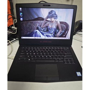 Ordinateur portable de jeu haute performance <span class=keywords><strong>Dell</strong></span> Alienware <span class=keywords><strong>13</strong></span> R3 <span class=keywords><strong>I7</strong></span>-7700HQ, 8 Go de RAM, 512 Go de SSD, RTX1060 (6G), <span class=keywords><strong>13</strong></span>,3 <span class=keywords><strong>pouces</strong></span> - Product Image 1