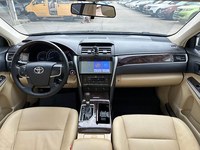 Mobil Bekas Camry 2015 2016 Sedan LHD Automatic-2.0L Bensin-Kondisi Asli Harga Grosir Interior Gelap