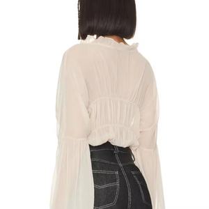 Blusa con Logotipo Personalizado, Blusa Corta de Organza Transparente con Cuello en V para Mujer - Product Image 4