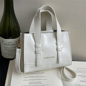 Bolsa Vermelha de Marca, Pequena e Quadrada para Mulheres, Bolsa de Ombro em Couro PU de Cor Sólida, Bolsa Transversal Feminina Preta Café Sac a Main Tote - Product Image 3