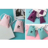 Sac en velours à cordon avec logo personnalisé, sac en microfibre satiné, sac anti-poussière en daim, gaufrage, emballage de bijoux personnalisé LUOYI