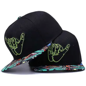 Factory custom 100 polyester baseball cap snap back hats 3d embroidery black snapback cap