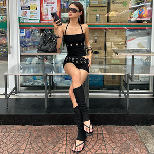 Top Corto Tubo con Ojales y Diseño Hueco Estilo Gótico Oscuro Punk para Mujer, y Shorts Casuales Sólidos por Encima <span class=keywords><strong>de</strong></span> la Rodilla con Vibe Atrevida para Verano - Product Image 3