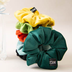 Nieuw Type Top Verkoop Reproduceerbare Haarbanden Oversized <span class=keywords><strong>Scrunchies</strong></span> Grote Zijde Satijn Haar <span class=keywords><strong>Scrunchies</strong></span> Voor Vrouwen Accessoires - Product Image 4