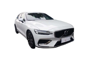 Voitures d'<span class=keywords><strong>occasion</strong></span> V-o-l-v-o <span class=keywords><strong>V60</strong></span> 2024 B5 Momentum Luxury Edition - Product Image 1