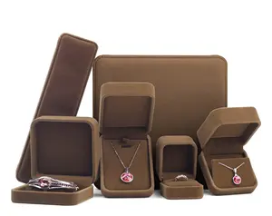 Kotak perhiasan timbul beludru kustom kotak gelang kalung anting cincin beludru coklat kopi kotak perhiasan besar