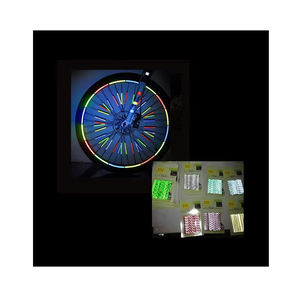 Réflecteur de rayons de vélo en plastique pvc coloré, 1 pièce, lueur dans la nuit, clip de montage réfléchissant, bande d'avertissement étanche - Product Image 1