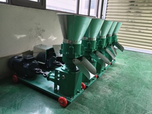 Nouvelle machine à granulés de type 180, 150 kg/h, <span class=keywords><strong>pour</strong></span> aliments animaux, moulin à granulés rotatif, machine à granulés d'aliments avec 3/4 rouleaux et plaque - Product Image 3