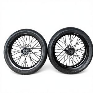 Qiulong Jifeng Ultra Bee Motosiklet Yol Kaydırmalı Lastik Tekerlek Seti - Product Image 1