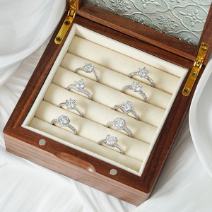 남자와 여자의 Moissanite 반지 925 스털링 실버 하트 크로스 럭셔리 고급 보석 결혼 약혼 최소 주문 1pc - Product Image 1