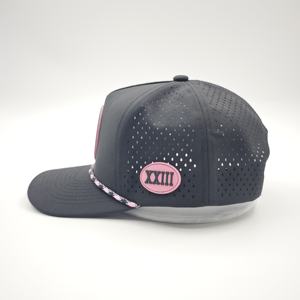 Casquette de baseball personnalisée en polyester/coton Dobby avec logo, 5 panneaux, imperméable, perforations laser, cordon réglable, pour le golf, la course et les sports - Product Image 4