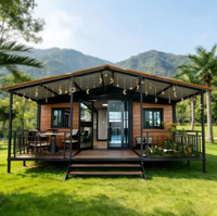 Maison conteneur modulaire extensible de 20 pieds en panneaux sandwich, finition grain de bois, toit incliné, maisonnette portable - Personnalisable pour hôtel