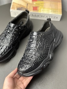 Zapatillas Casuales de Cuero para Hombre - Diseño en Piel de Cocodrilo 100% Negra con Suela Gruesa, Ligeras y Cómodas para Caminar - Product Image 2