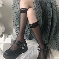 WUYANG FACTORY Chaussettes fines d'été blanches pour filles Chaussettes mi-mollet en dentelle sexy pour femmes