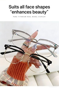 <span class=keywords><strong>Gafas</strong></span> de Lectura Correctivas TR90 Slim Gold Squared para <span class=keywords><strong>Presbicia</strong></span>, Proveedor Mayorista, Anti Luz Azul, Duraderas, Flexibles, Fotocromáticas - Product Image 2